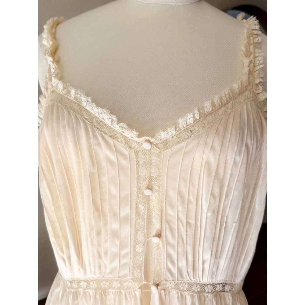 1940s Vanity Fair Bridal Nightgown Pink Lace Pintuck Lingerie Size 34 - Picture 3 of 11